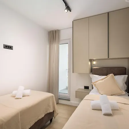 Leonela Apartment *