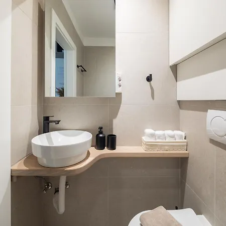 Leonela Apartamento *