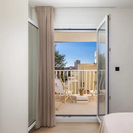 Leonela Apartamento *