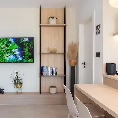 Apartament Leonela *